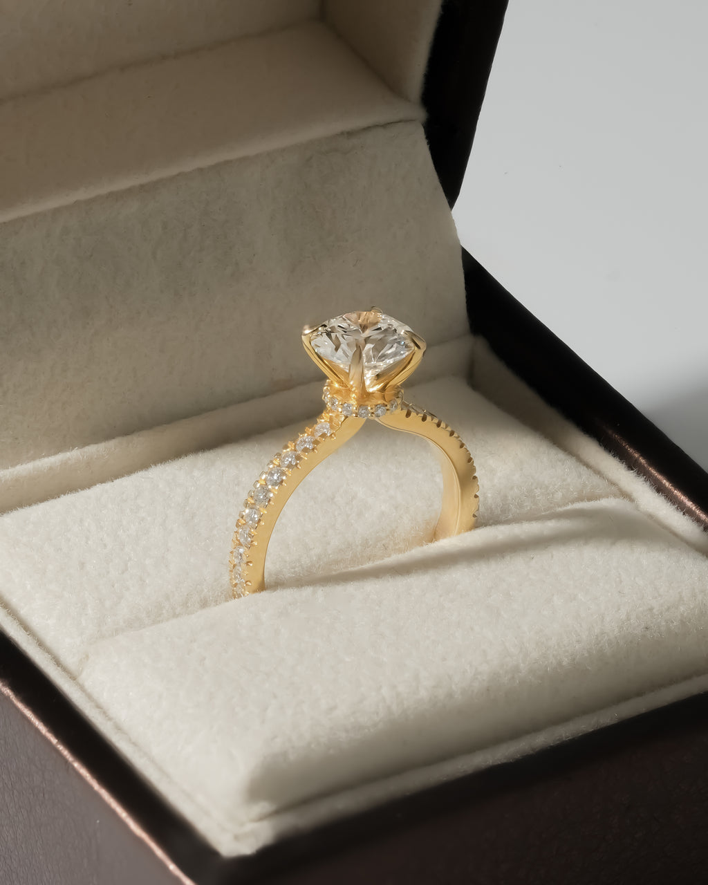 2.00 ct The Aurelia Round Pavé Ring 2ct Yellow Gold