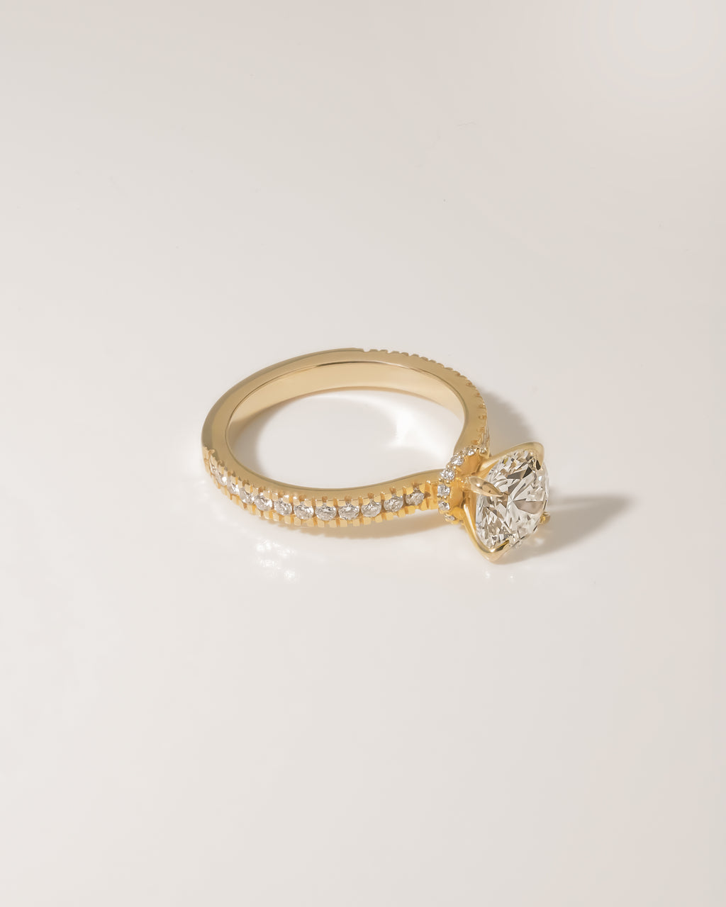 2.00 ct The Aurelia Round Pavé Ring 2ct Yellow Gold