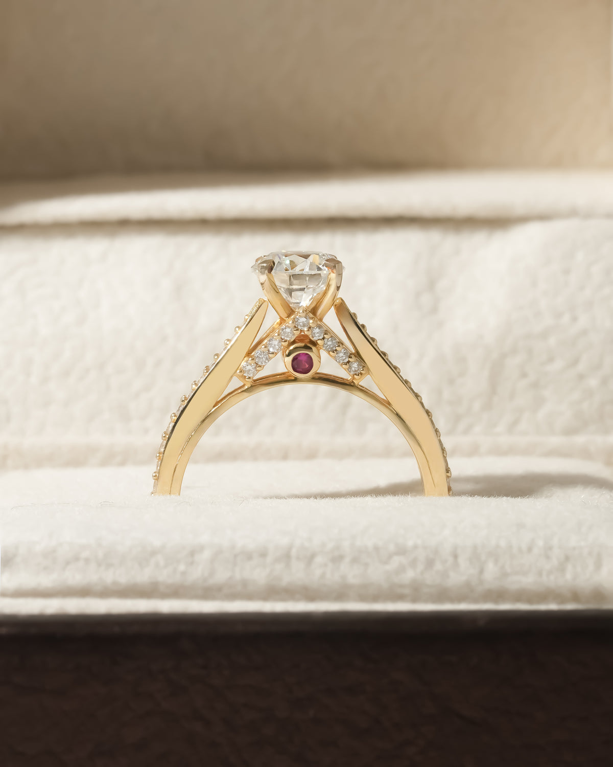 1.00 ct Round Diamond Vintage Pavé Ring 1ct Yellow Gold