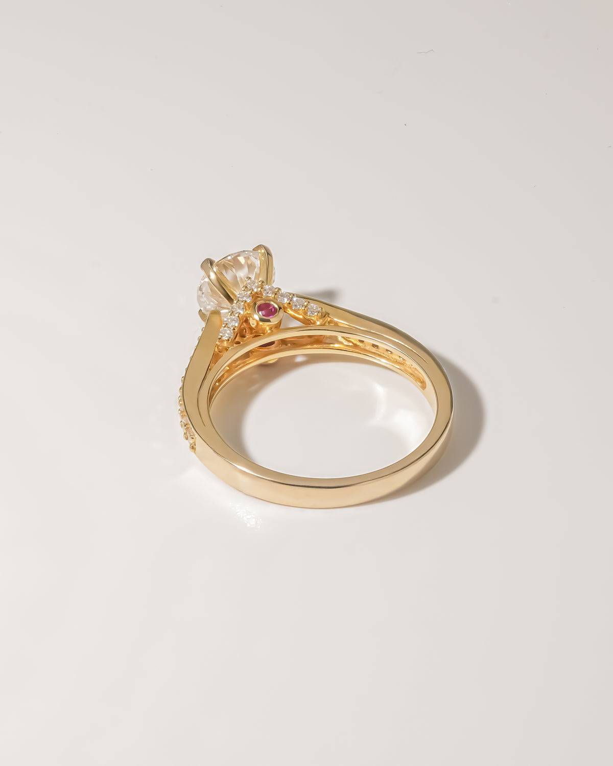 1.00 ct Round Diamond Vintage Pavé Ring 1ct Yellow Gold