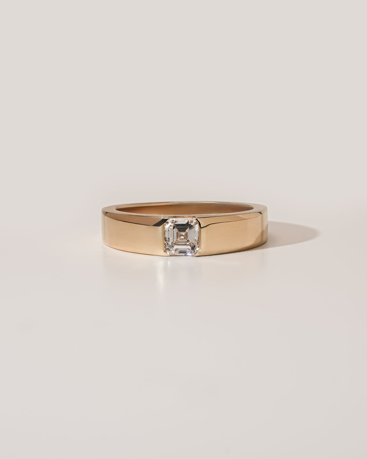 1.00 ct Asscher Cut Flush Set Band Ring Yellow Gold